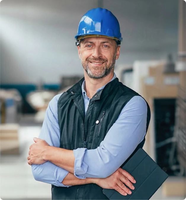 Markus Brandt, zertifizierter Energieberater, auf einer Baustelle